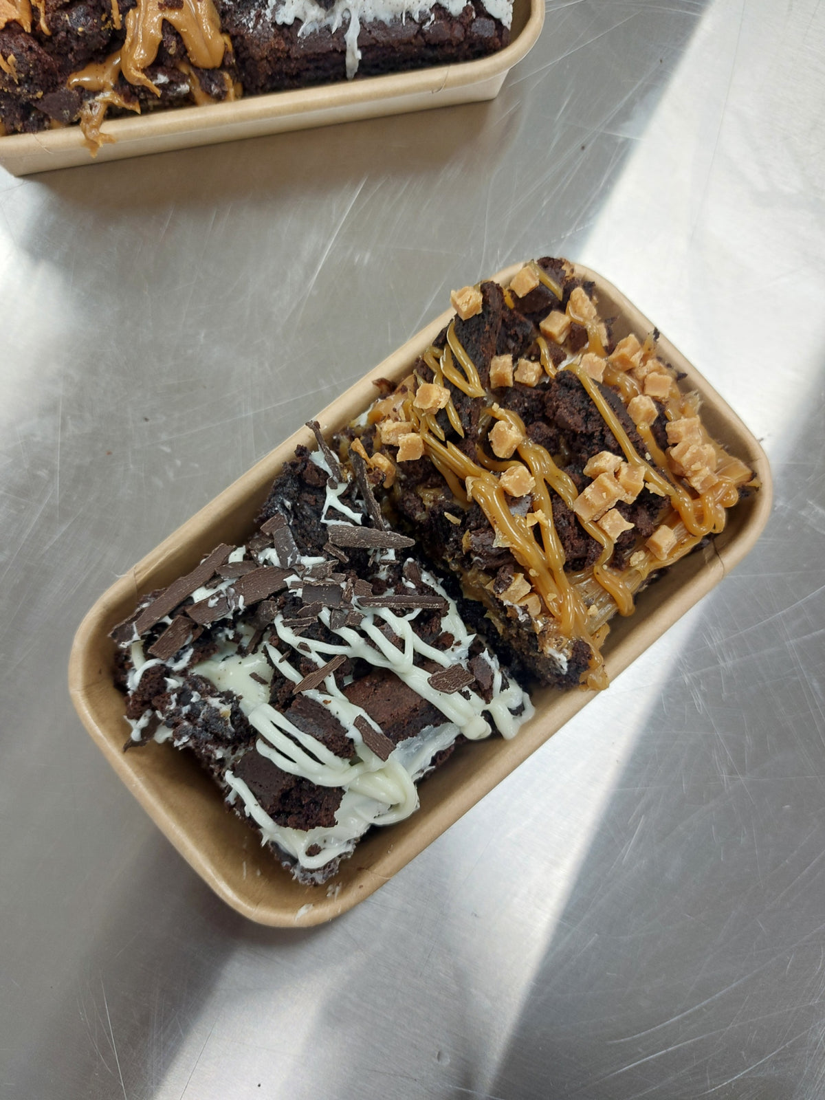 Brownie Twin Pack Caramel and White chocolate x 30